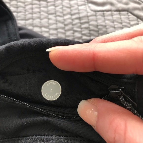 Lululemon scort - Picture 4 of 4